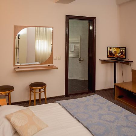 Hotel Reghina Timisoara Exterior foto