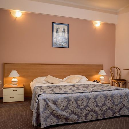 Hotel Reghina Timisoara Exterior foto